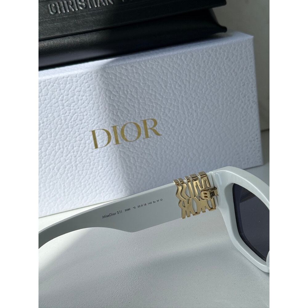 NEW Dior MissDior S1I Cat Eye Sunglasses in White - Picture 7 of 9